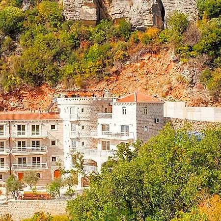 Pietra Mare 4* Podgorica