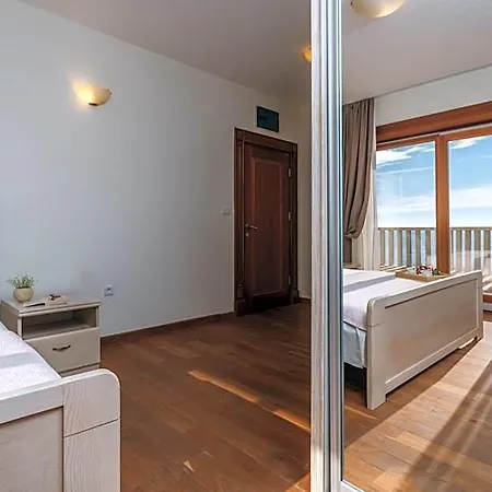 Pietra Mare 4*