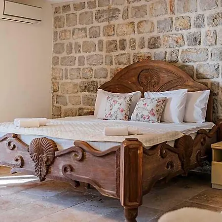 Hotel Pietra Mare 4*