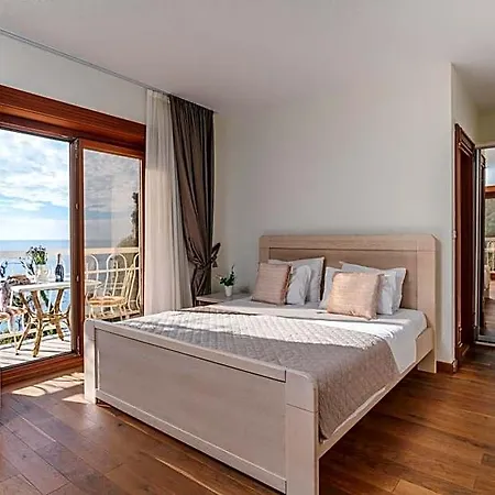 Pietra Mare 4* Podgorica